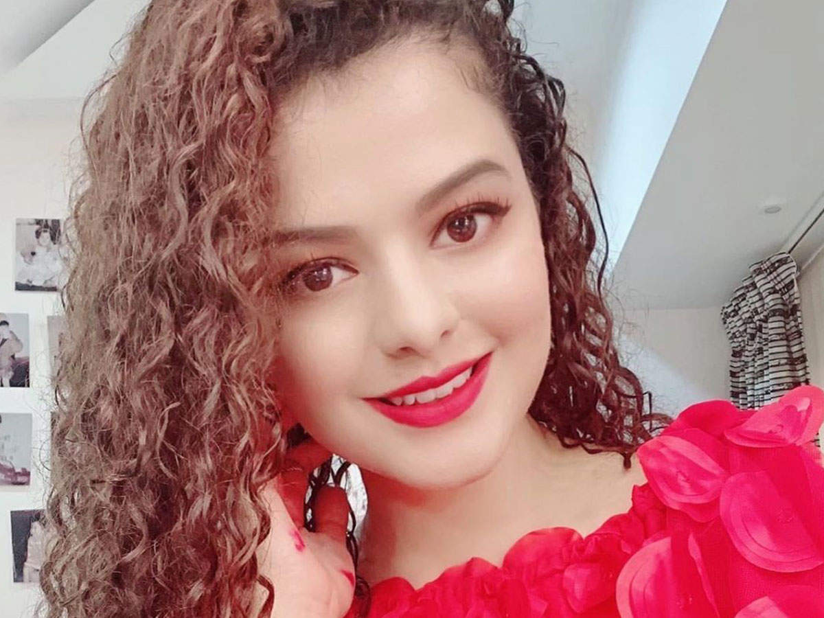  Palak Muchhal   Height, Weight, Age, Stats, Wiki and More